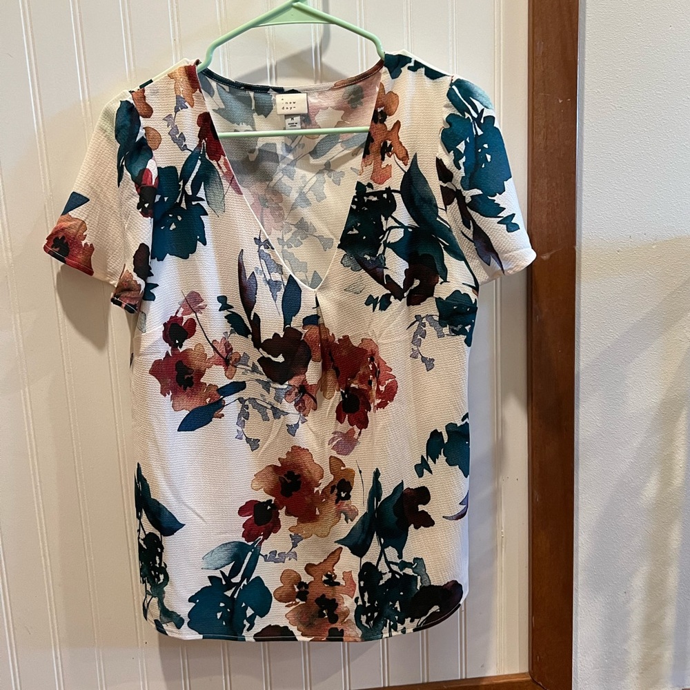 Brand: A New Day from Target. Size : Medium. Like new, only worn once